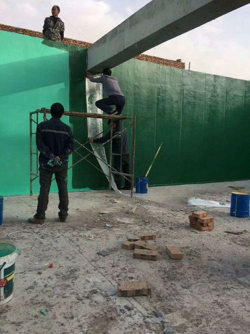 通辽针对老旧车间地面普遍存在的起砂、裂缝问题